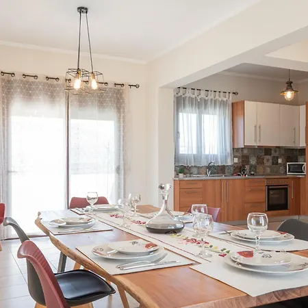 Costa Apartment